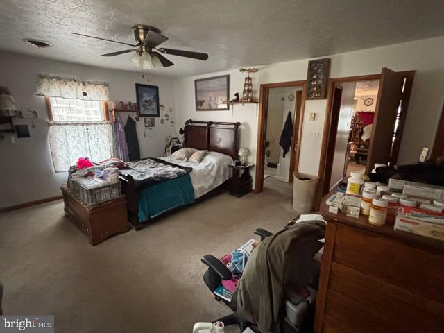 6395 SPRINGFIELD PIKE, Points, WV 25437