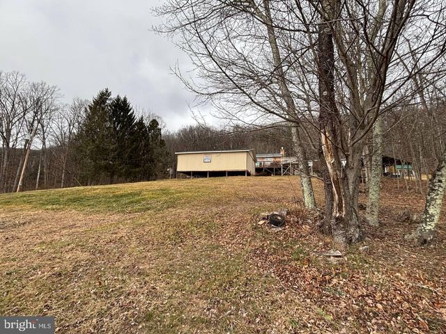 6395 SPRINGFIELD PIKE, Points, WV 25437