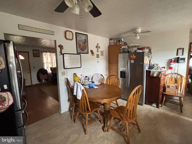 6395 SPRINGFIELD PIKE, Points, WV 25437