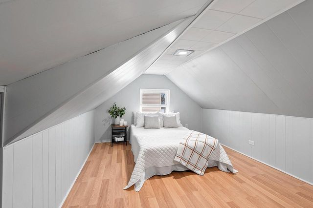 1122 S 22ND STREET, Manitowoc, WI 54220