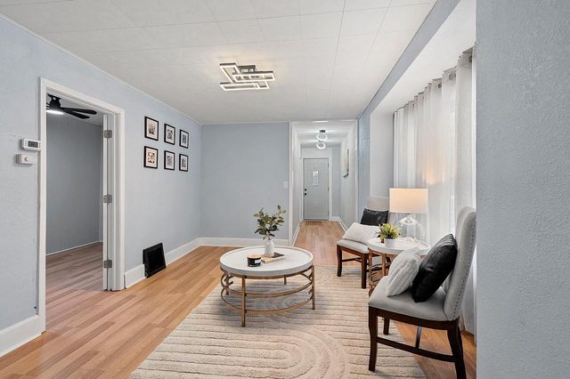 1122 S 22ND STREET, Manitowoc, WI 54220