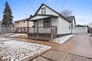 1122 S 22ND STREET, Manitowoc, WI 54220