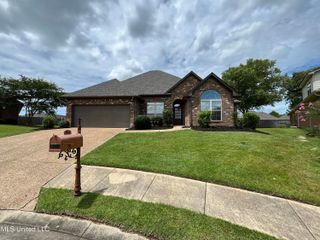 304 Eastside View, Brandon, MS 39047