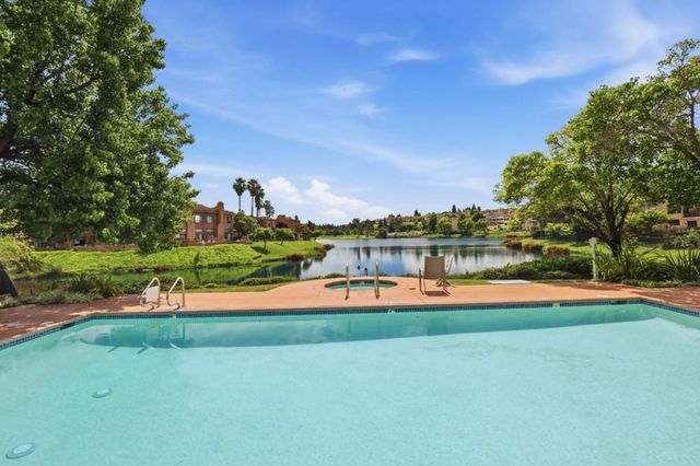 719 Lakemont Place 3, San Ramon, CA 94582