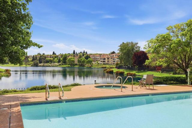 719 Lakemont Place 3, San Ramon, CA 94582