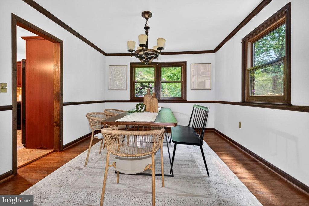 Image 12 of property listing at 17201 WHITELEY RD, Monkton, MD 21111