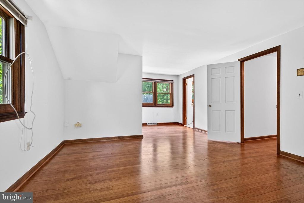 Image 24 of property listing at 17201 WHITELEY RD, Monkton, MD 21111