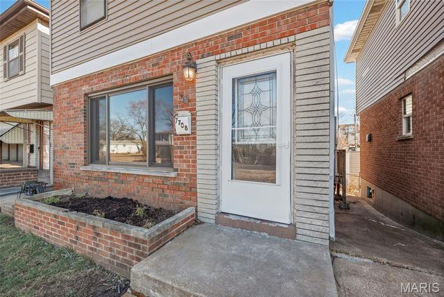 7708 Tennessee Avenue, St Louis, MO 63111