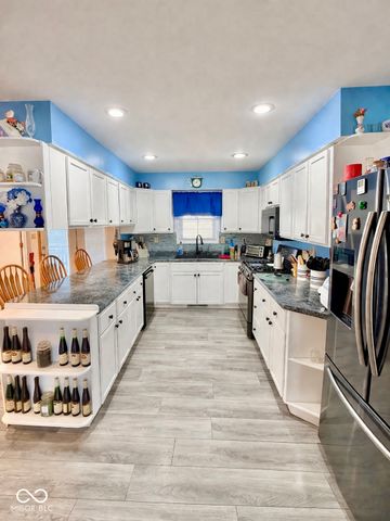 878 N Jeffery Drive, Kingman, IN 47952