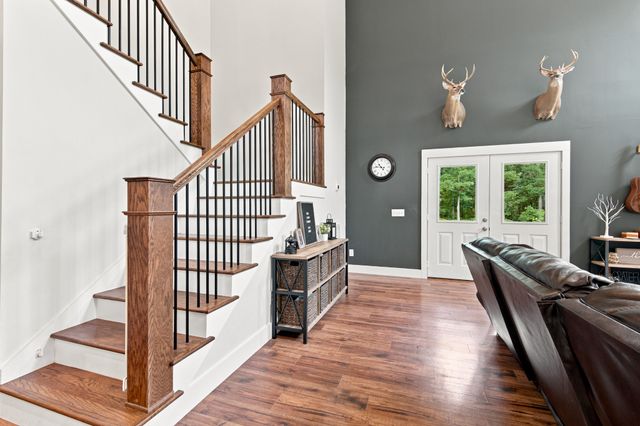 1658 Apache Trl, Pegram, TN 37143