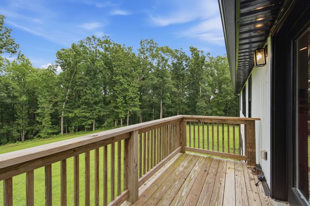 1658 Apache Trl, Pegram, TN 37143
