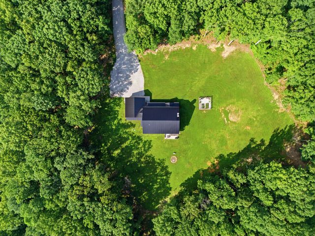 1658 Apache Trl, Pegram, TN 37143