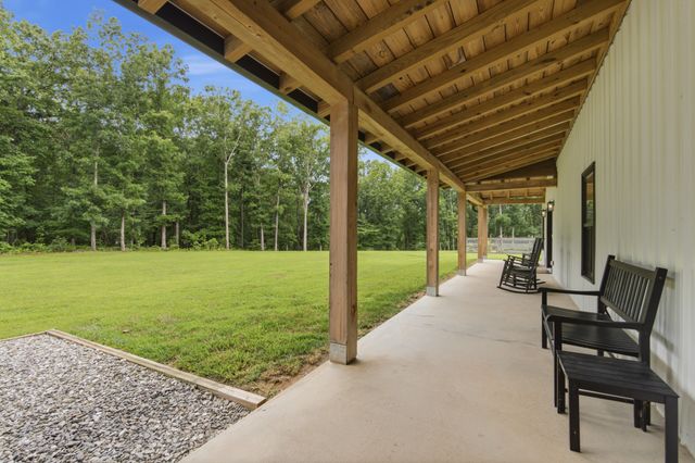 1658 Apache Trl, Pegram, TN 37143