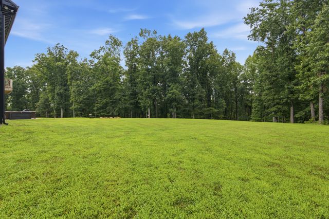1658 Apache Trl, Pegram, TN 37143