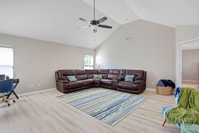 208 Chippingwood Circle, Pooler, GA 31322