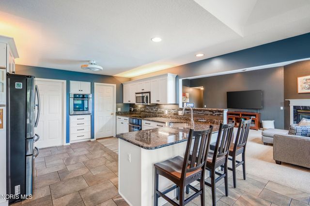 7446 Timbers Boulevard, Waterville, OH 43566