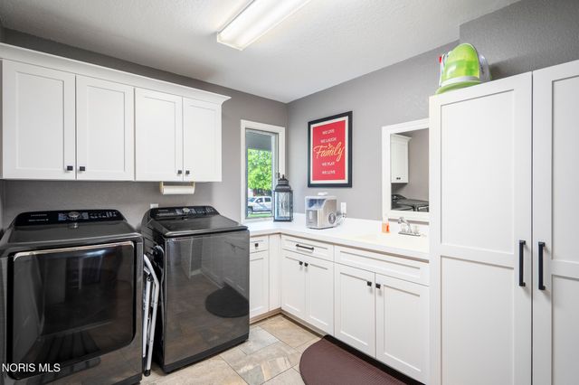 7446 Timbers Boulevard, Waterville, OH 43566