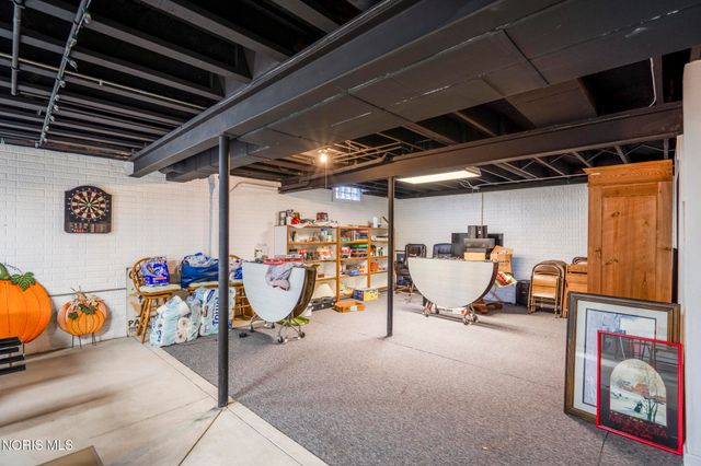 7446 Timbers Boulevard, Waterville, OH 43566