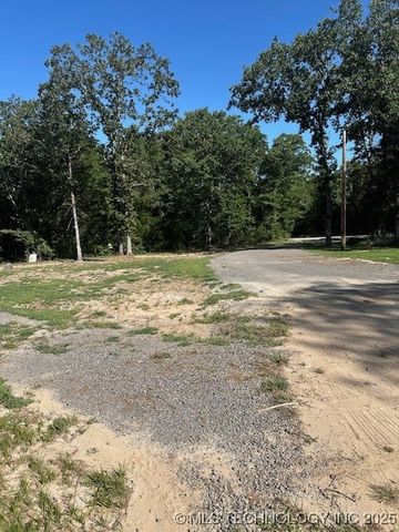 23187 Wildflower, Madill, OK 73446