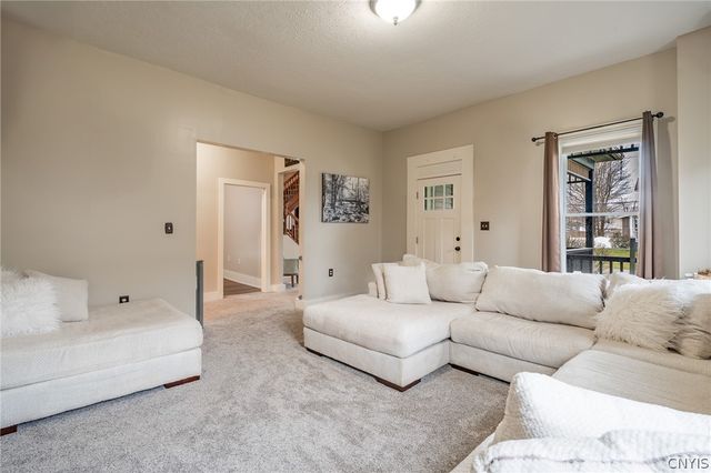 12 Cayuga Street, Auburn, NY 13021
