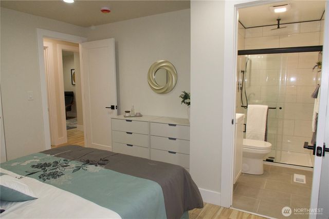 32720 30th Avenue SW, Federal Way, WA 98023