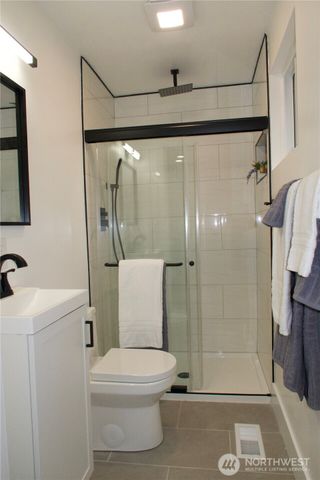 32720 30th Avenue SW, Federal Way, WA 98023