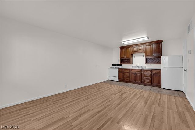 3726 Hazelwood Street 24, Las Vegas, NV 89119