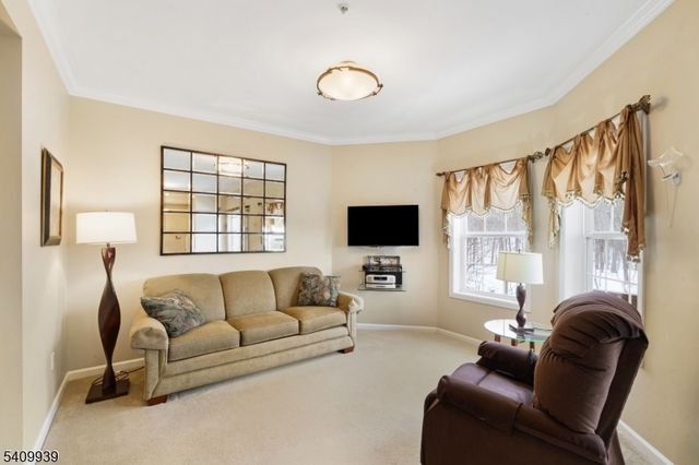 375 Rifle Camp Rd 307, Woodland Park, NJ 07424