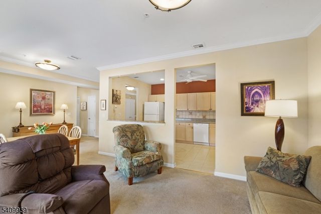 375 Rifle Camp Rd 307, Woodland Park, NJ 07424