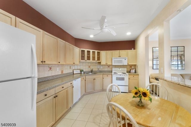 375 Rifle Camp Rd 307, Woodland Park, NJ 07424