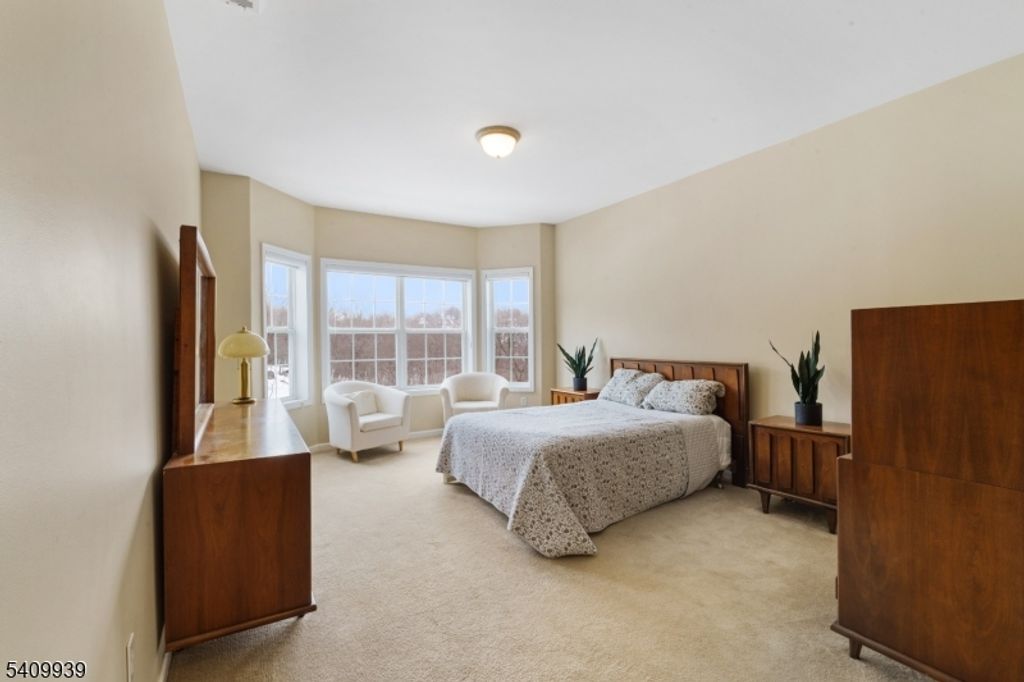 375 Rifle Camp Rd 307, Woodland Park, NJ 07424