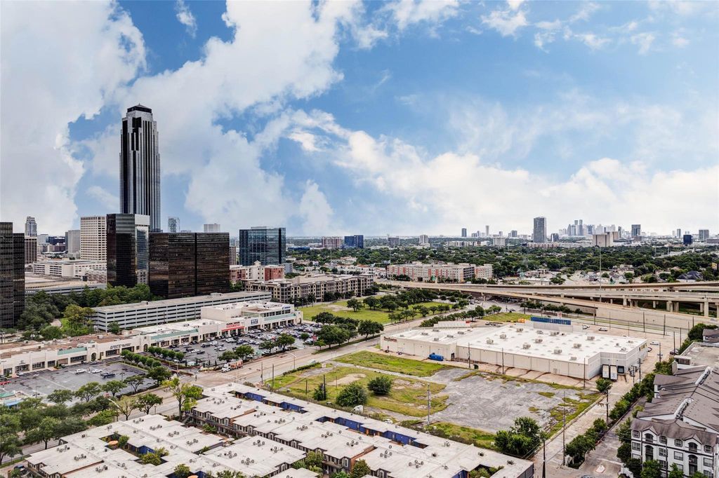 3505 Sage Road 2309, Houston, TX 77056