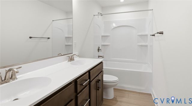 5824 Stingray Point Blvd, New Kent, VA 23124