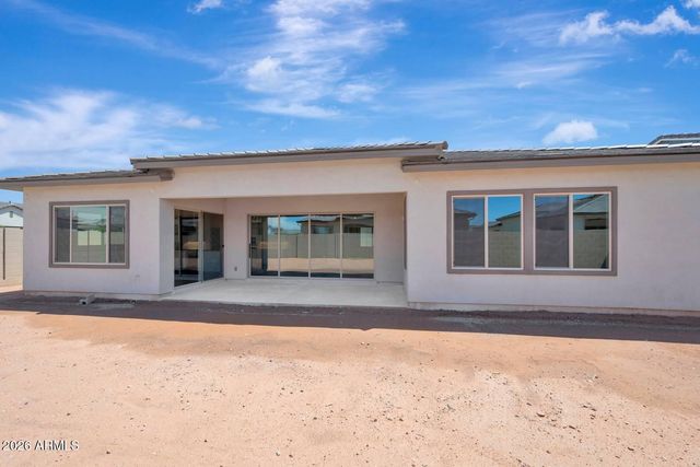 698 W RIDGE Road, Apache Junction, AZ 85120