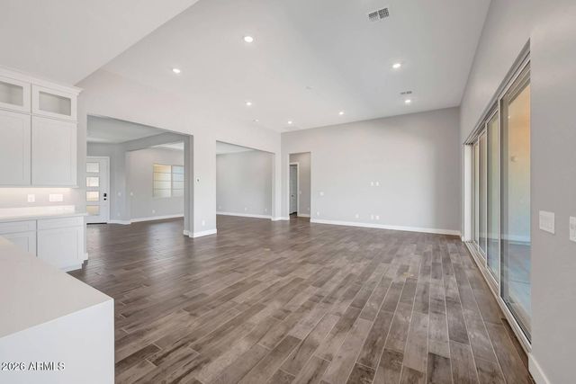 698 W RIDGE Road, Apache Junction, AZ 85120