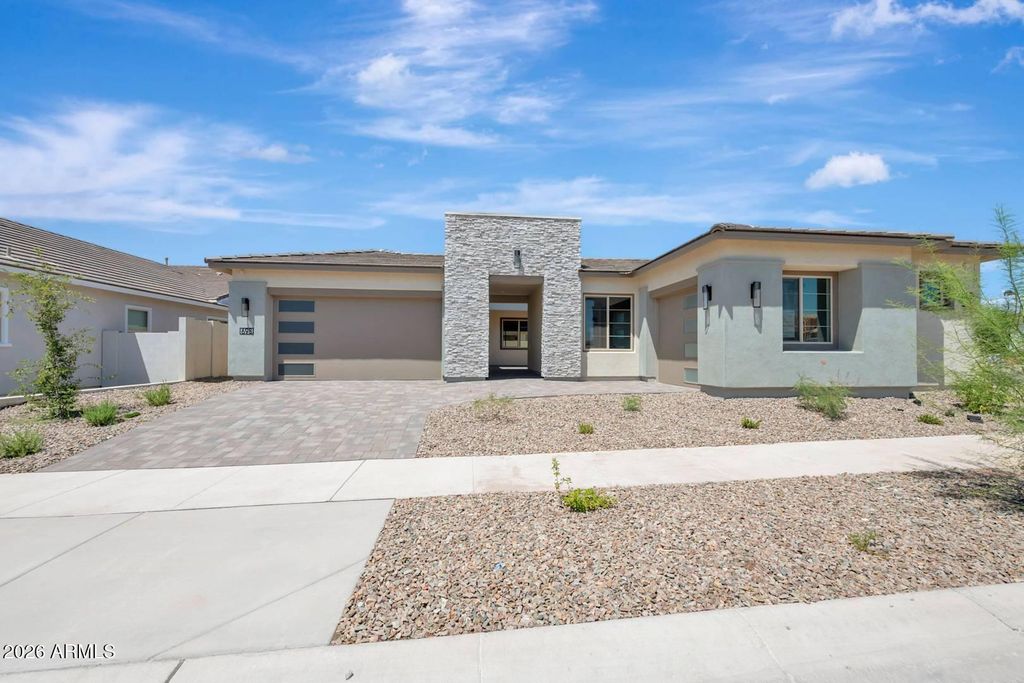 698 W RIDGE Road, Apache Junction, AZ 85120 — photo 2