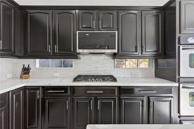 11552 Brookrun Court, Riverside, CA 92505