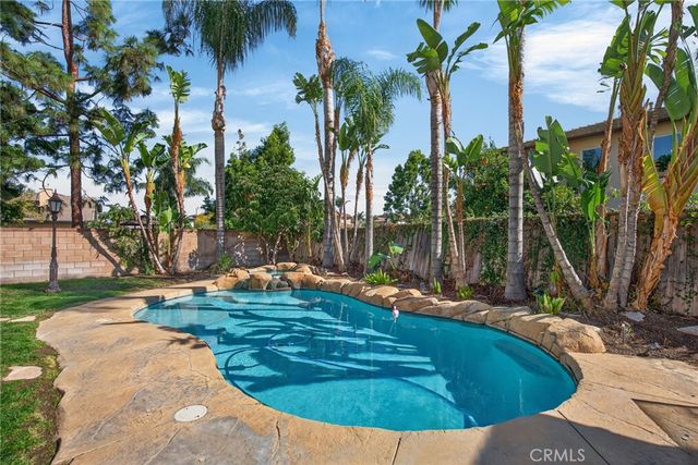 11552 Brookrun Court, Riverside, CA 92505