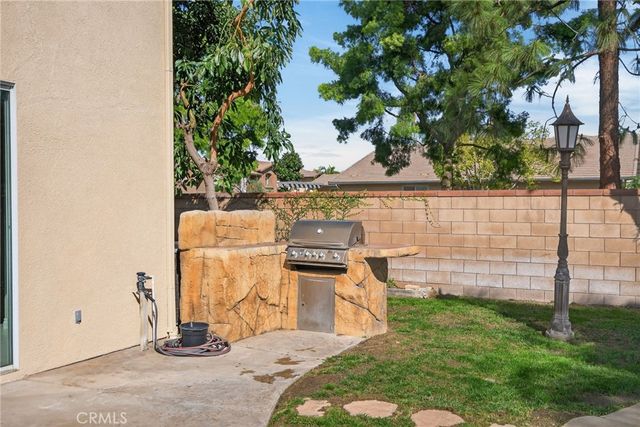 11552 Brookrun Court, Riverside, CA 92505