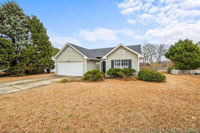 145 Chapel Hill Drive, Raeford, NC 28376