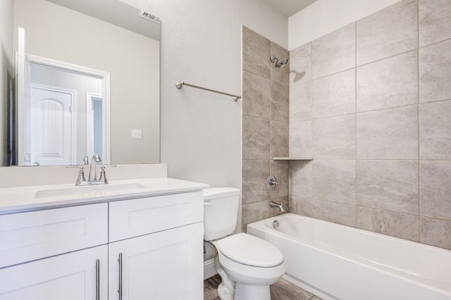 301 Pearl Street, Cleburne, TX 76031