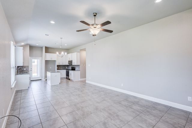 301 Pearl Street, Cleburne, TX 76031