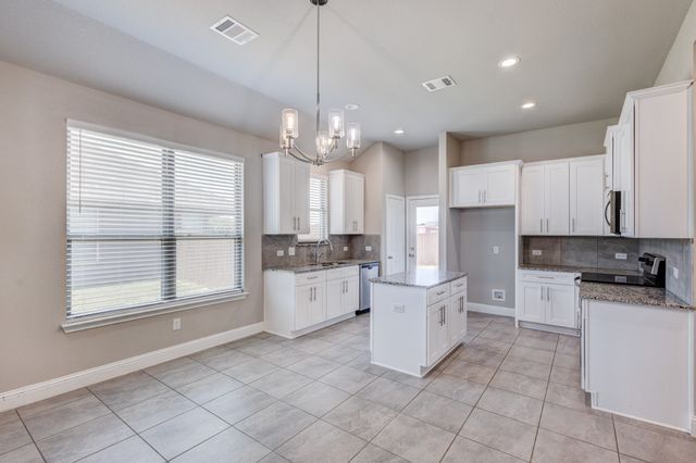 301 Pearl Street, Cleburne, TX 76031