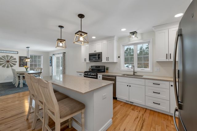 135 Smoke Street, Barrington, NH 03825