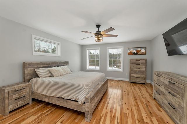 135 Smoke Street, Barrington, NH 03825