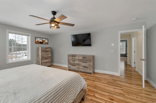 135 Smoke Street, Barrington, NH 03825