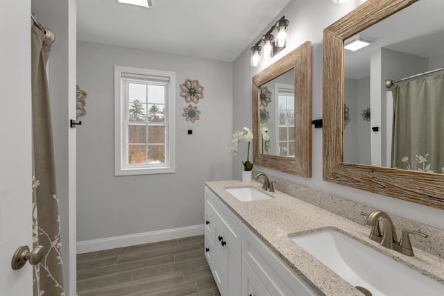 135 Smoke Street, Barrington, NH 03825