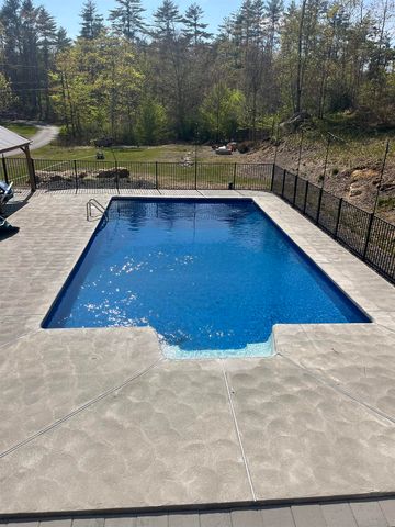 135 Smoke Street, Barrington, NH 03825