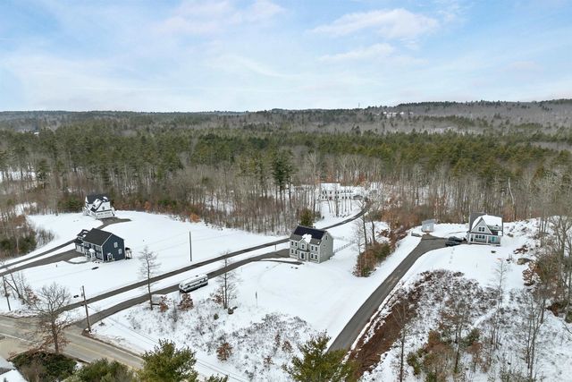 135 Smoke Street, Barrington, NH 03825