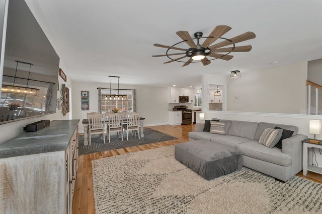 135 Smoke Street, Barrington, NH 03825